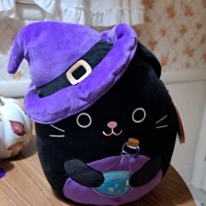 Squishmellow Plush Black Cat with Purple Witch Hat